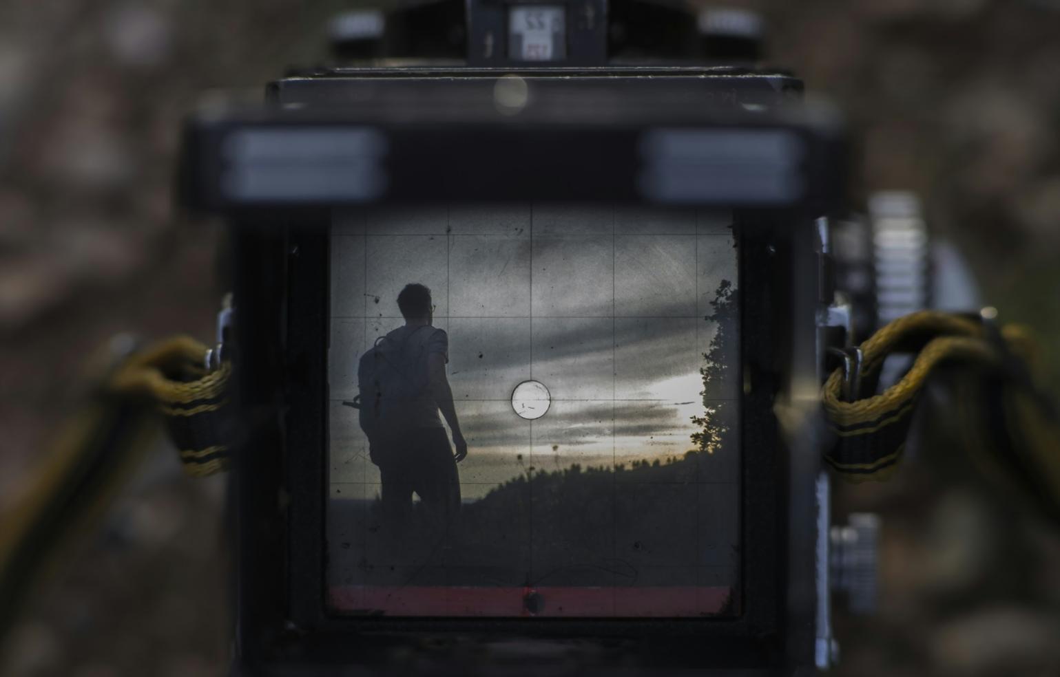 Ambiente di lavoro per editing video e supporto studenti